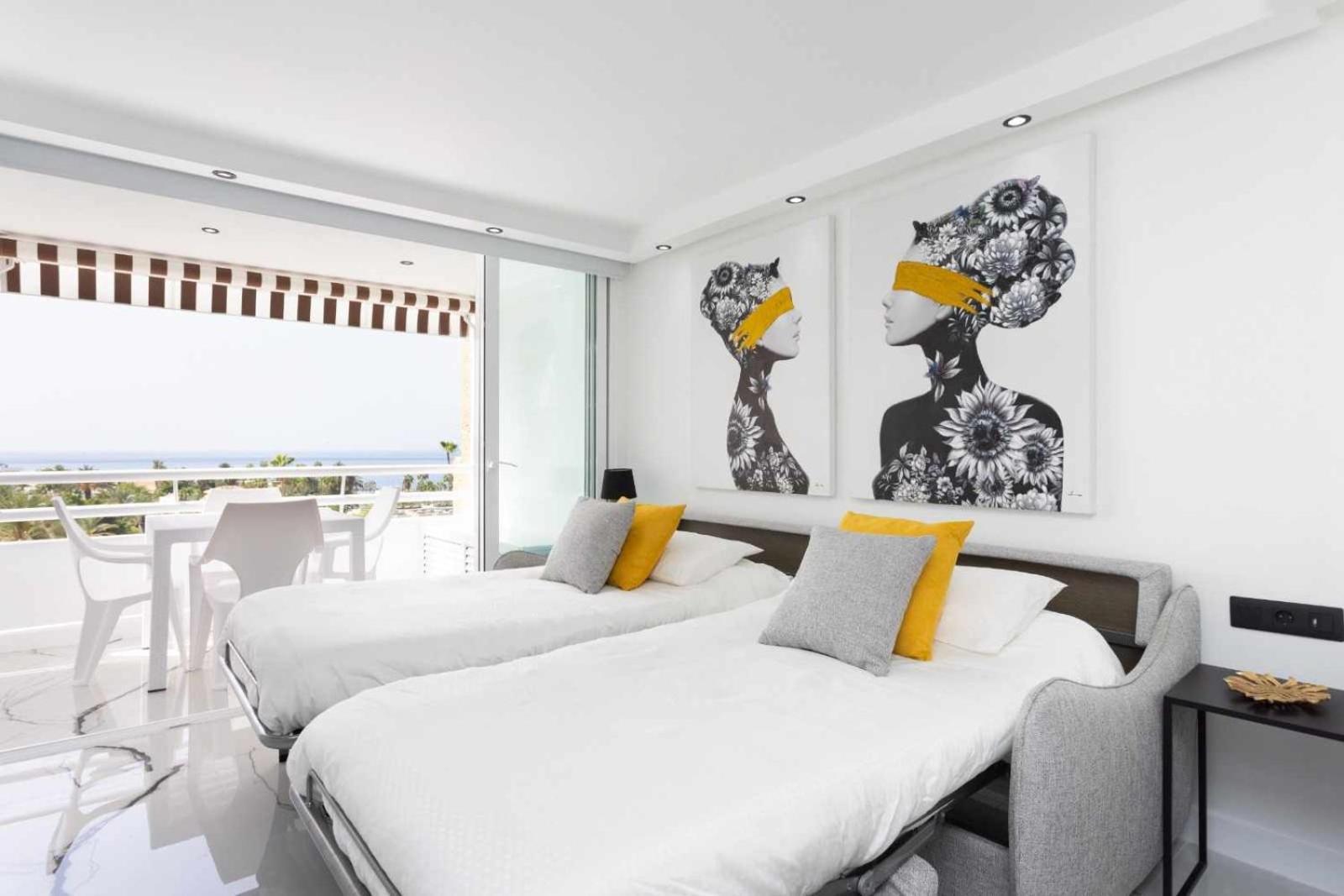 Lujo Borinquen 403 Vista Al Mar Apartment Playa Feñabe Bagian luar foto